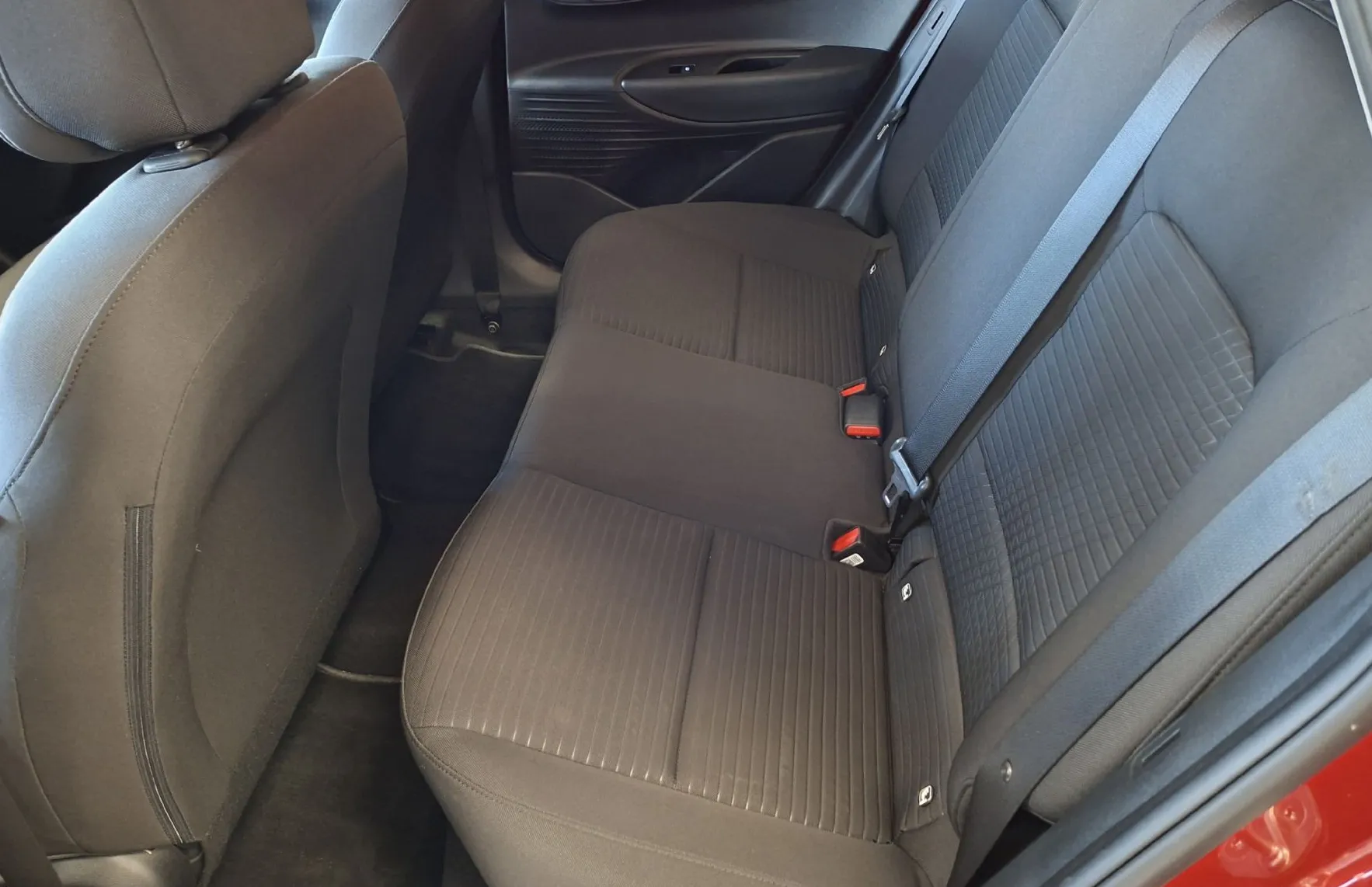 Zunanja slika - Hyundai i20 - 1.0 T-GDI 100 COMFORT-LED-KAMERA-PDC-ODLIČEN- - 16