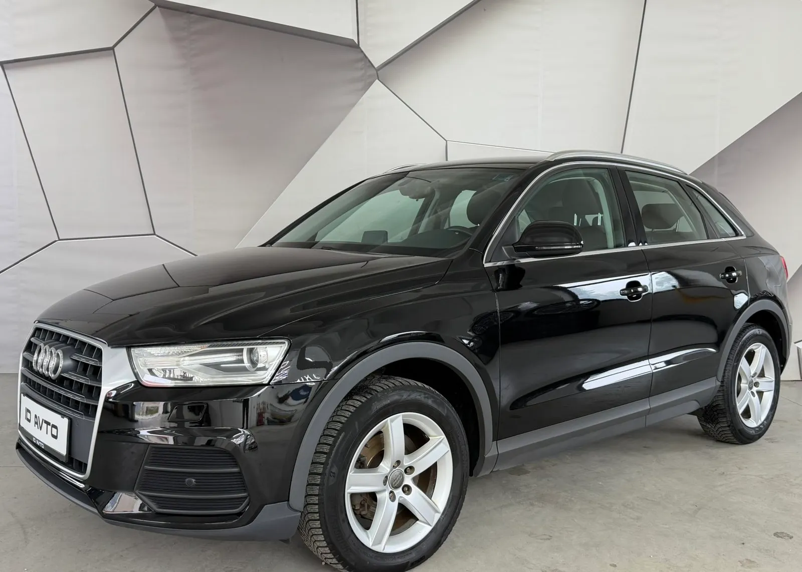 Zunanja slika - Audi Q3 - 2,0 TDI Style - 4
