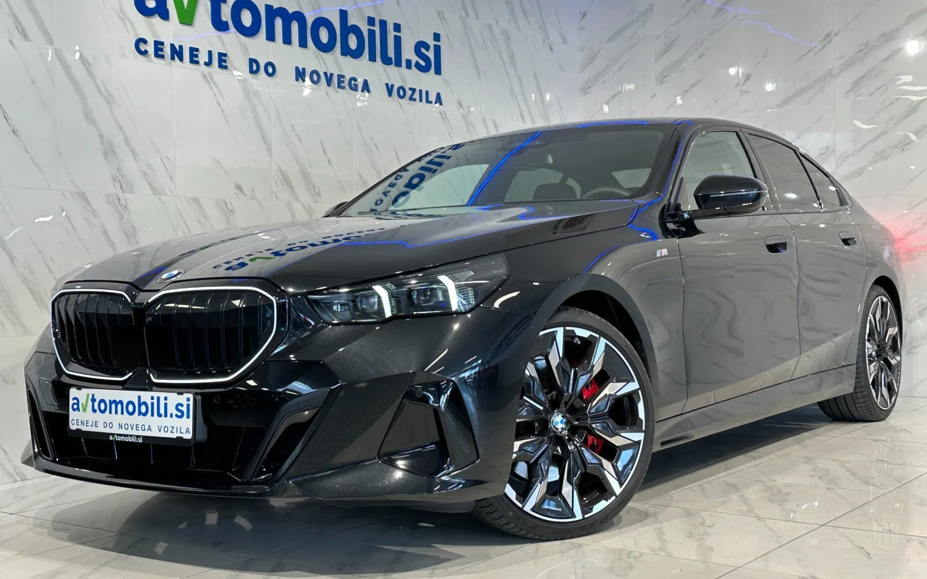 Zunanja slika - BMW serija 5: - 40d|xDrive|M-Pro|Pano|4WS|Bowers|HUD|Hlaj|ACC|36 - 1