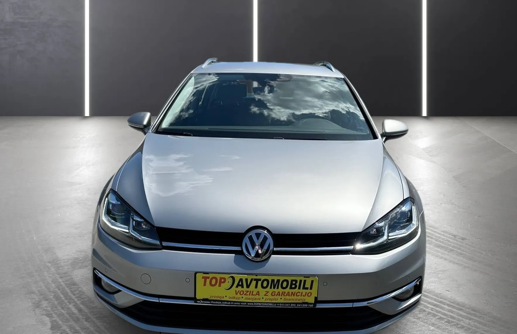 Zunanja slika - VW Golf - Variant 1.6 TDI FUL LED ACC NAVI LINE ASIST MRTVI KOTI KAM - 12