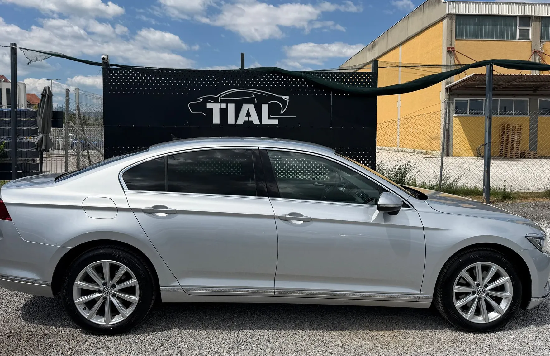 Zunanja slika - VW Passat - 2.0 TDI Highline-SLO-FULL LED-ACC-NAVI-KAMERA-ALU - 8
