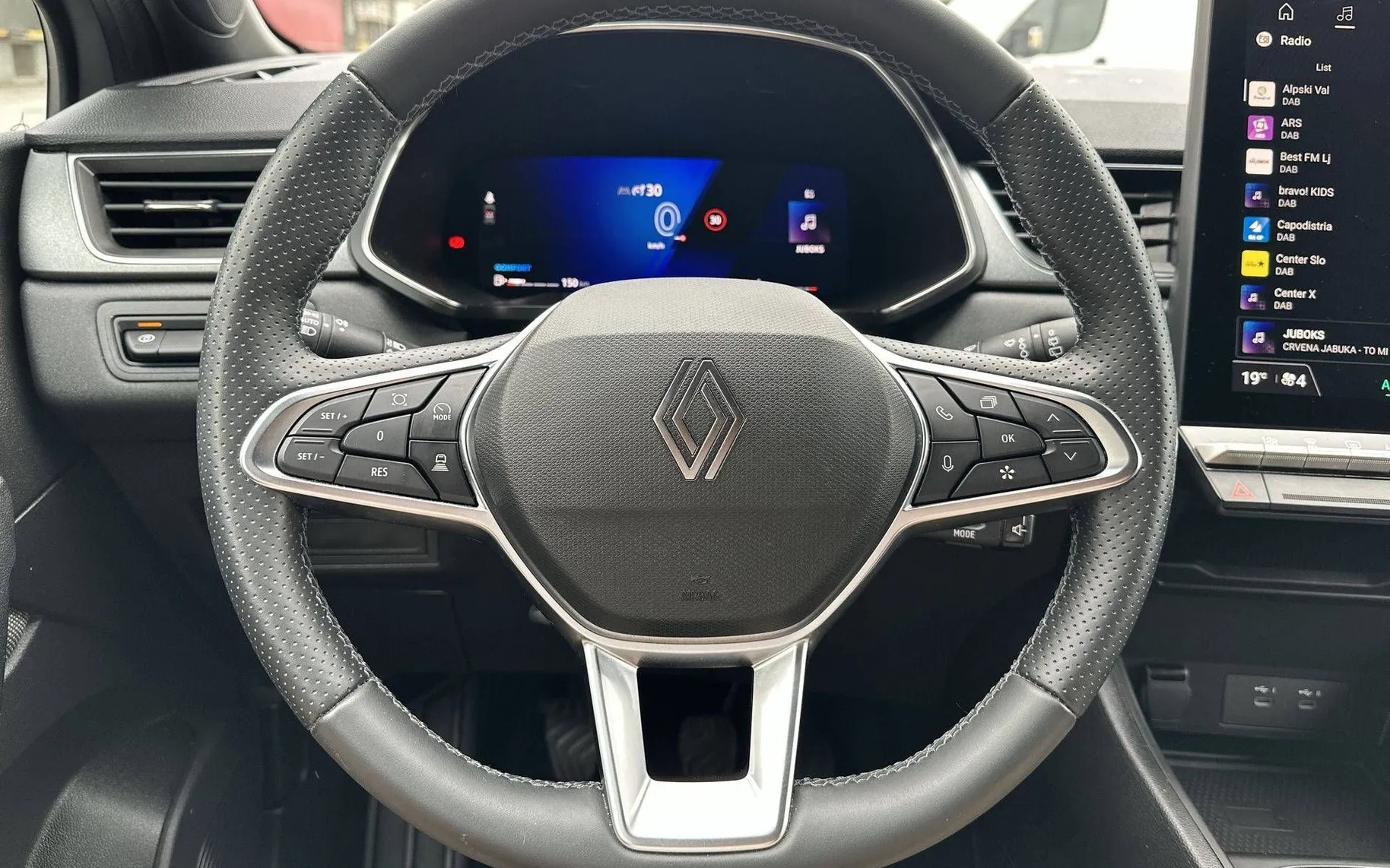 Notranja slika - Renault Symbioz - TCe 140 techno - 14