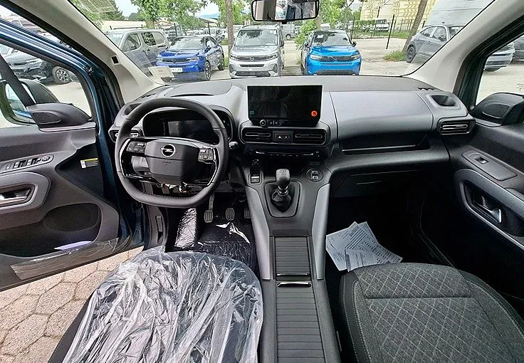 Zunanja slika - Opel Combo - 1.5 Dizel 96KW GS L1H1 - 5