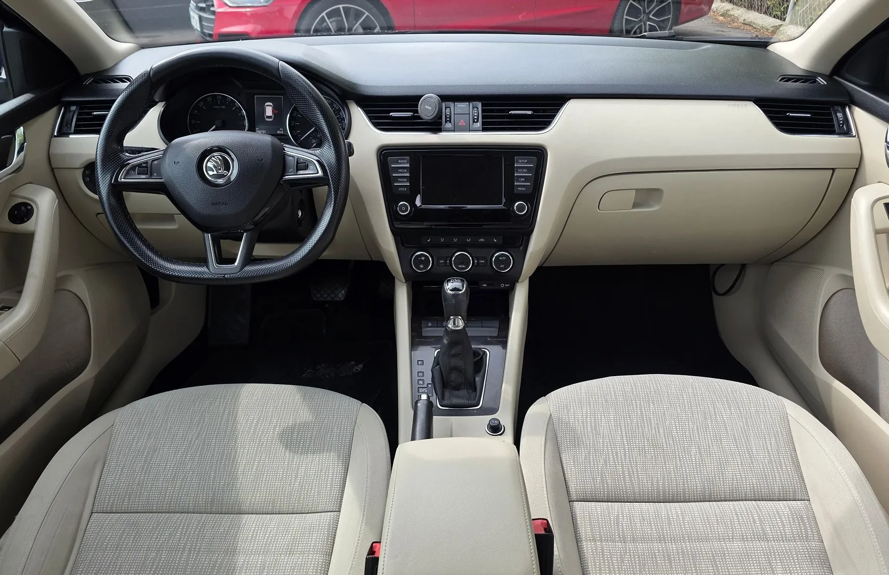 Zunanja slika - Škoda Octavia - COMBI 1.6 TDI STYLE DSG ALU PLATIŠČA-1.LASTNIK-SLO - 9