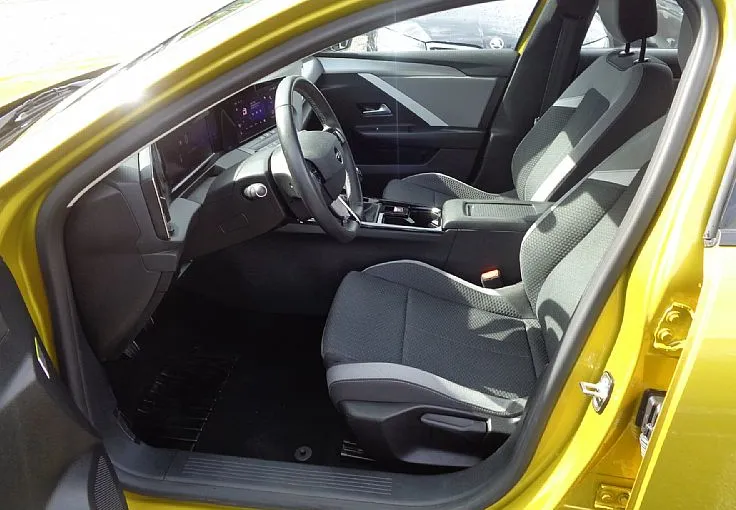 Zunanja slika - Opel Astra - 1.2 Turbo - ODLIČNA - VSA SERVISNA ZGODOVINA - 5