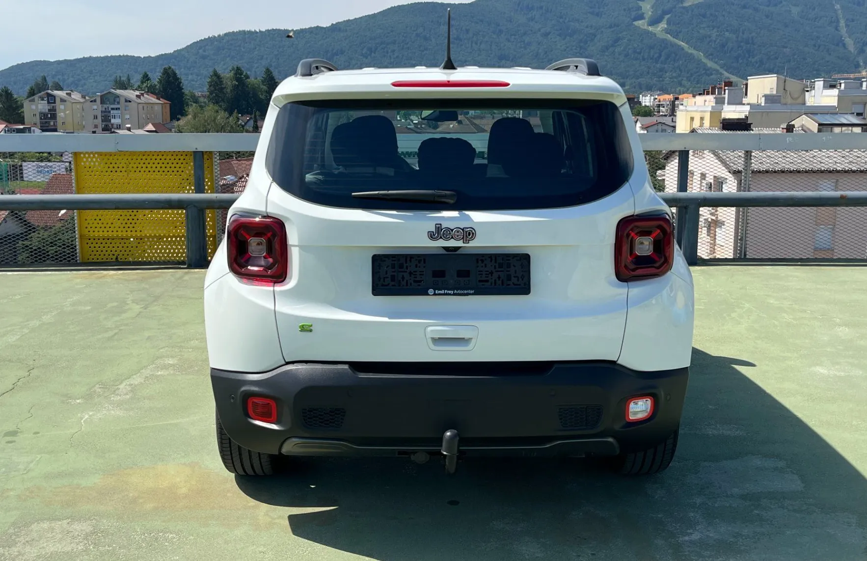 Zunanja slika - Jeep Renegade - 1.5 T4 e-Hybrid Altitude LED. ACC. VZR KAM. PDC - 6