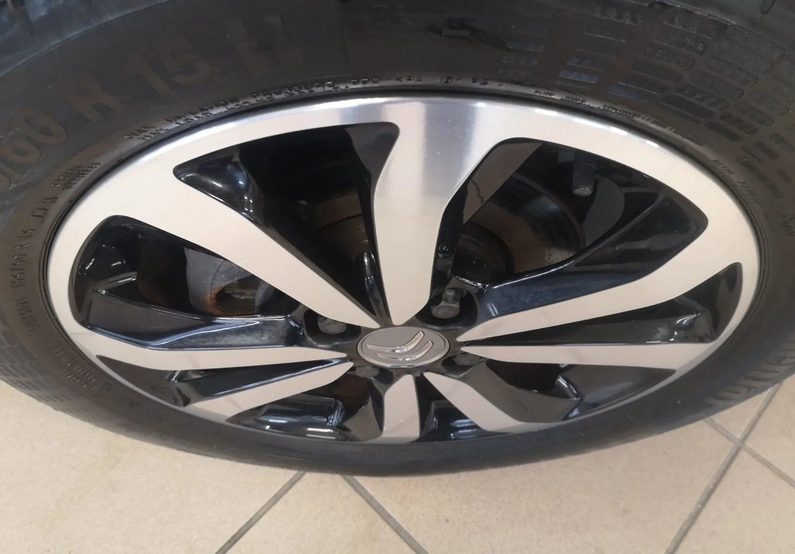 Notranja slika - Citroën C1 - Attraction 1.0i TEMPOMAT-KAMERA-LED LUČI-43000KM - 12