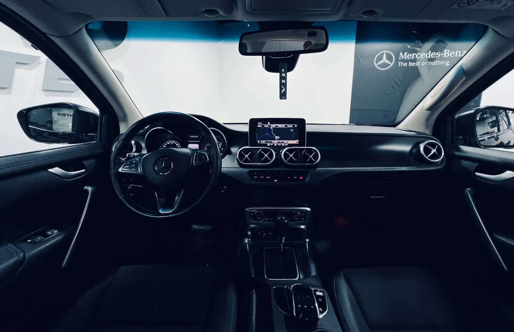 Zunanja slika - Mercedes-Benz X-Razred - 250 - 7