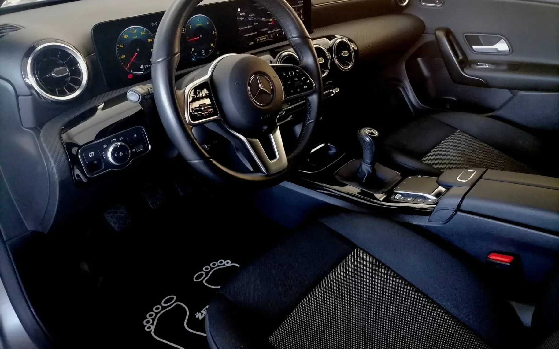 Zunanja slika - Mercedes-Benz CLA Shooting Brake - CLA 180 d FULL LED NAVI KAMERA 360 ALU 1.LASTNIK - 5