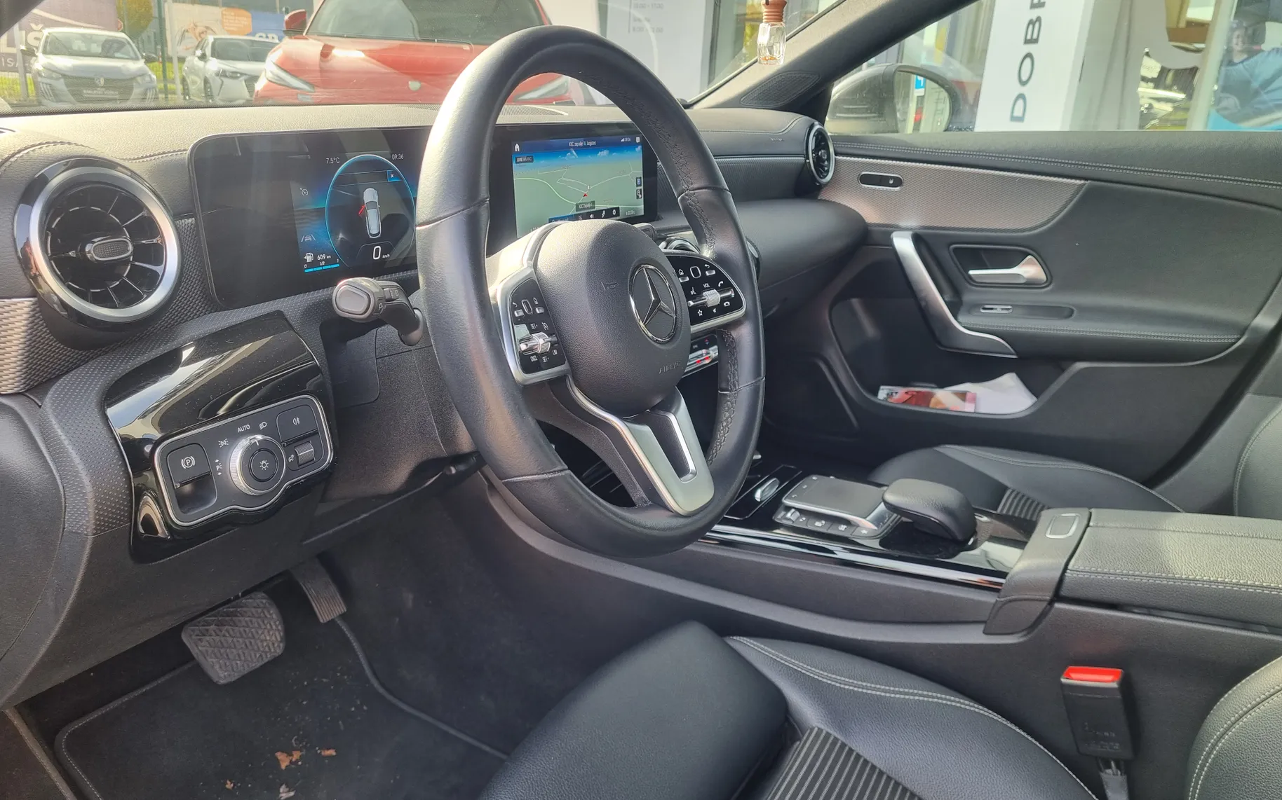 Zunanja slika - Mercedes-Benz CLA Shooting Brake - 1.3 CLA 200 Avtomatik - KOMISIJSKA PRODAJA - T - 12