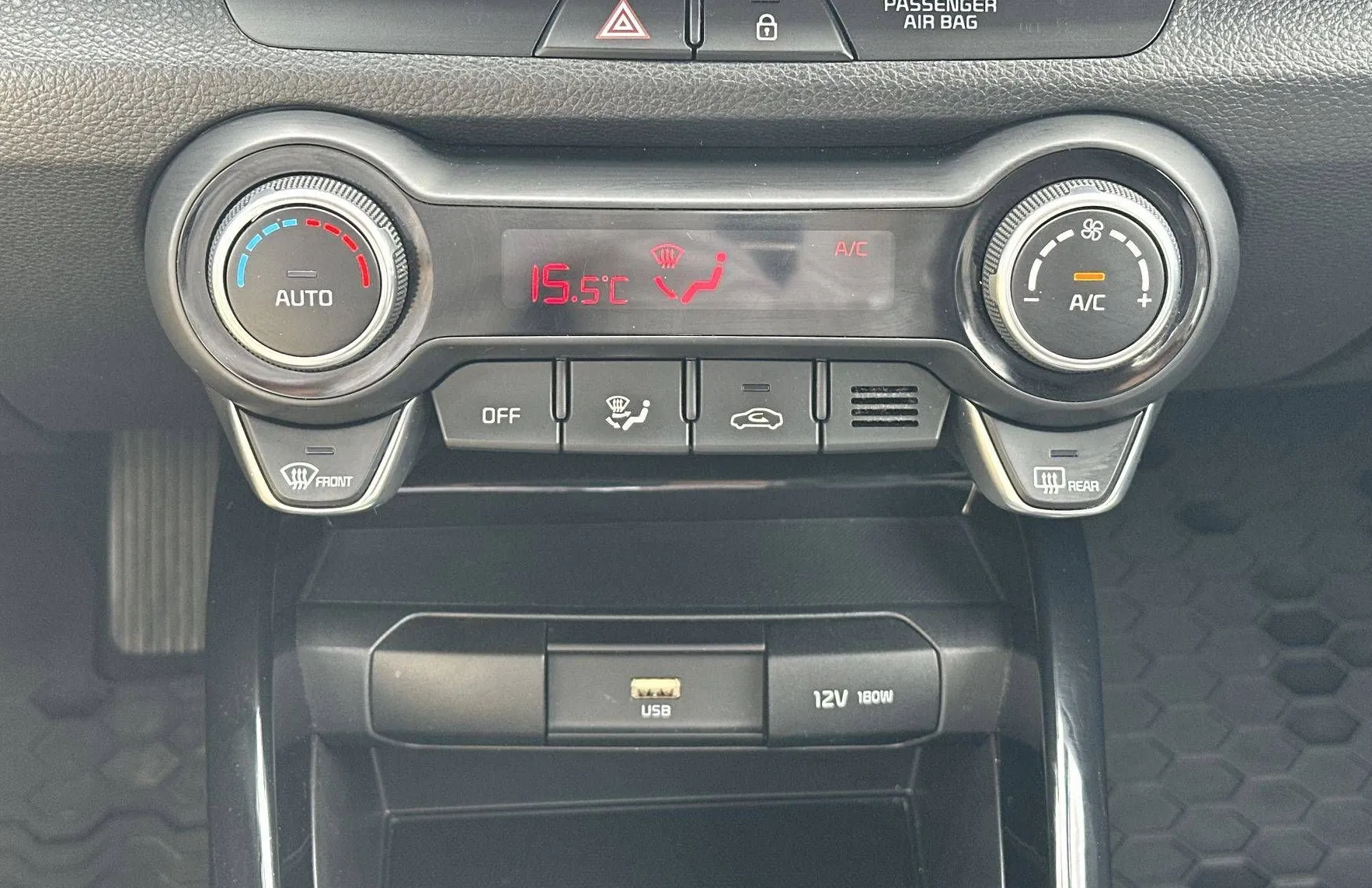 Zunanja slika - KIA Stonic - 1.0 T-GDi LX Urban ISG... - 19
