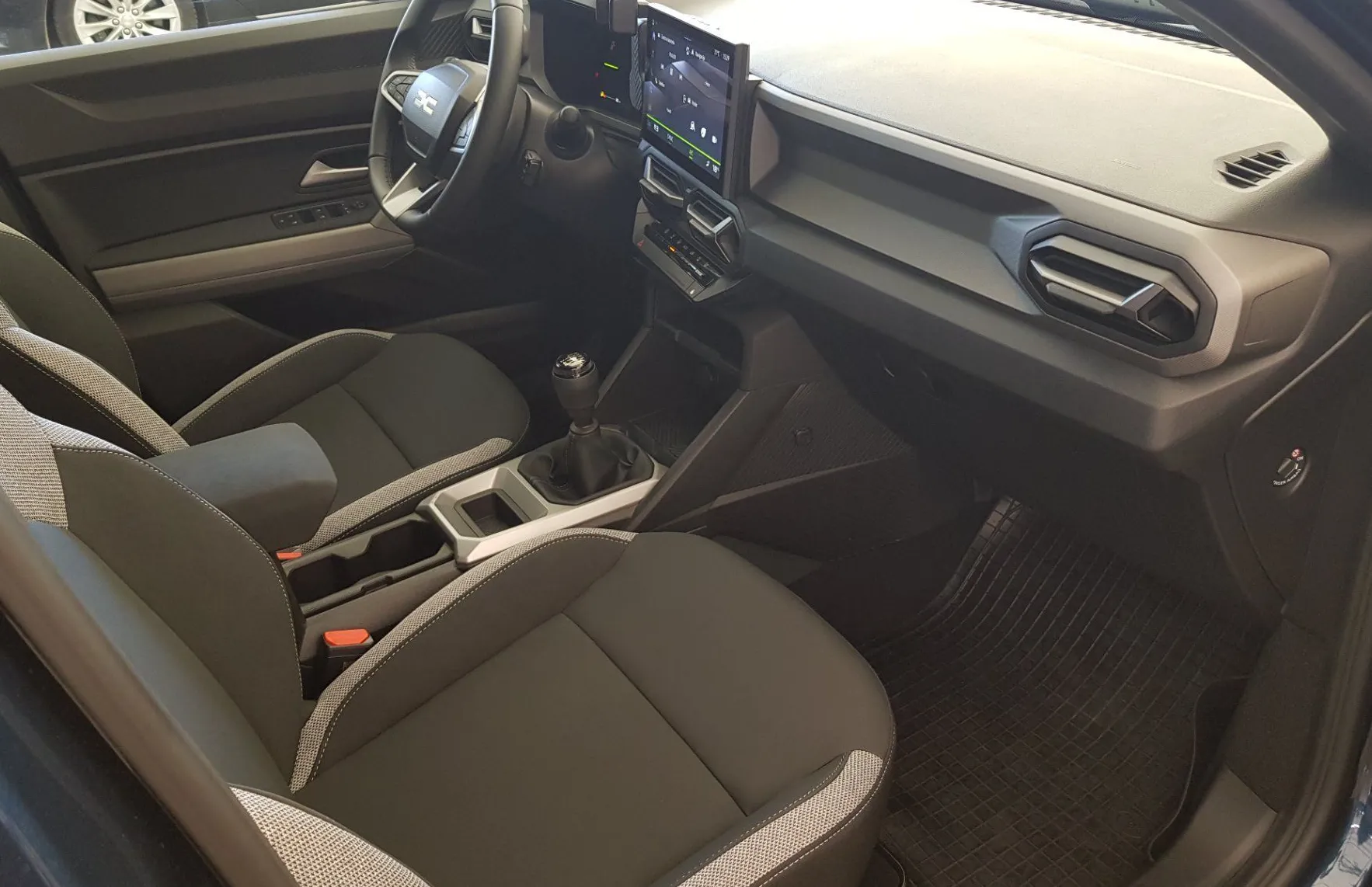 Zunanja slika - Dacia Bigster - 1.2 TCe 140 Journey - 7