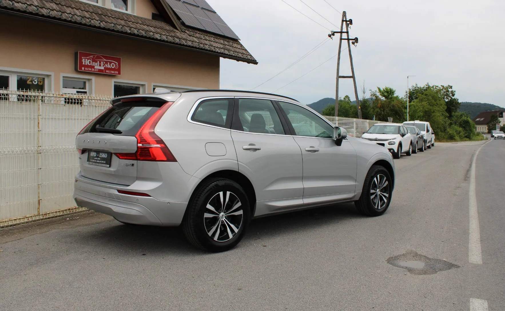 Zunanja slika - Volvo XC60 - B4D AWD Momentum Avt. - 10