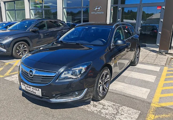 Zunanja slika - Opel Insignia - Tourer 2.0 CDTI°°AUT°°Gretje Navi Led Kamera - 2