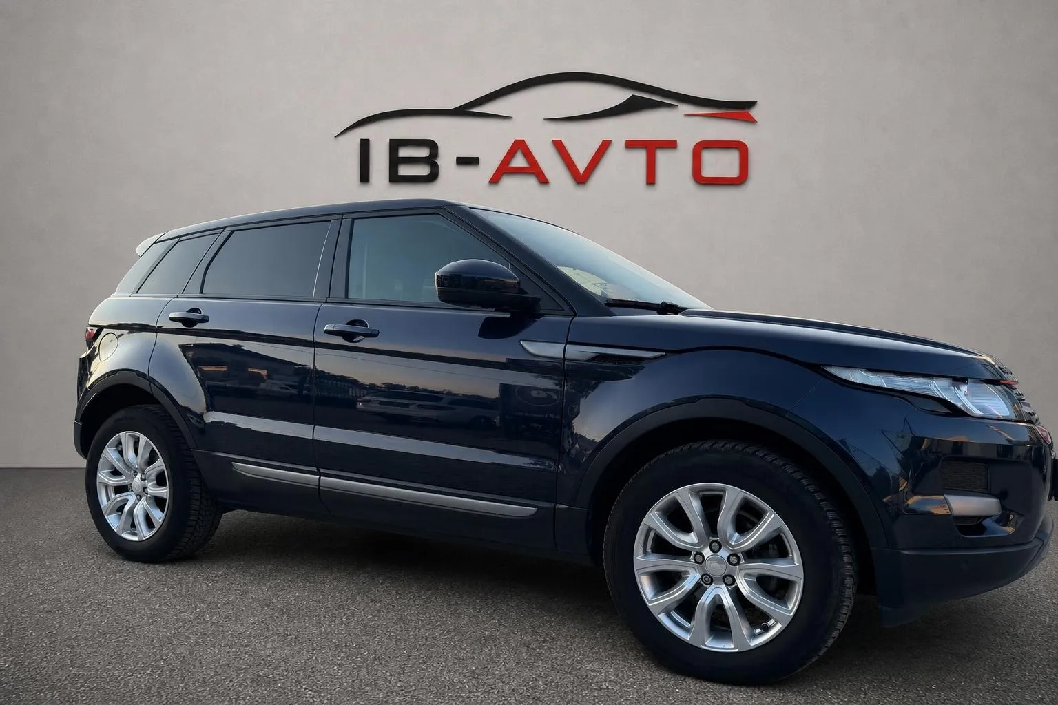 Zunanja slika - Land Rover Range Rover Evoque - 4x4 - 5
