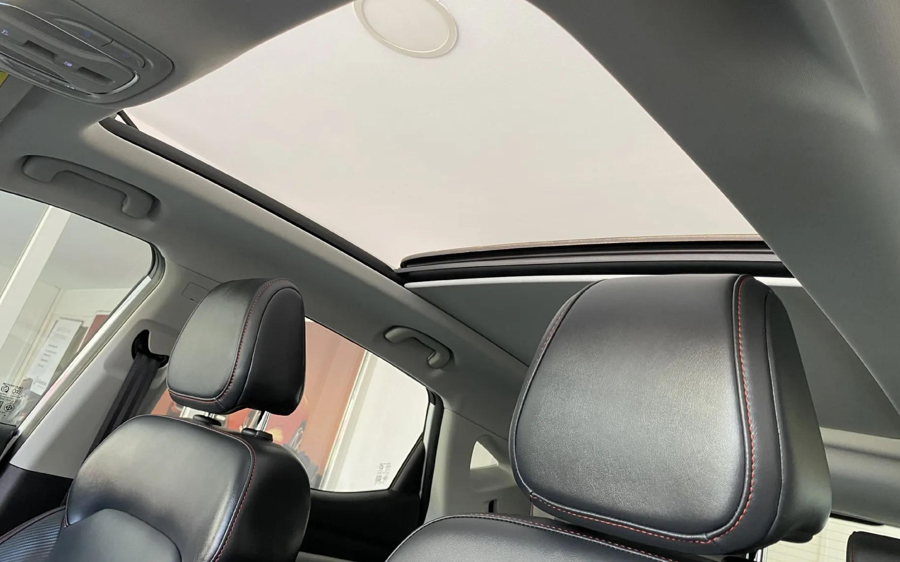 Notranja slika - MG ZS EV - d Luxury 5d 130kW.NEMŠKI.LED.NAVI.KAMERA. - 19