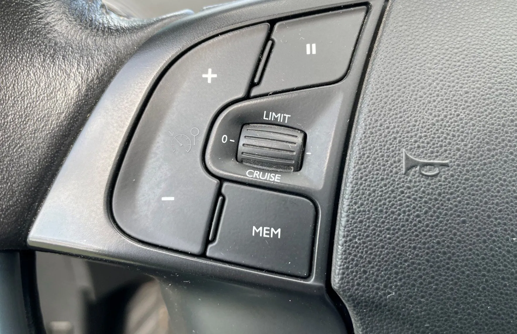 Zunanja slika - Citroën C4 Grand Picasso - C4 GR. PICASSO 88 KW NAVI.PDC ZAD.TEMPOMAT - 11