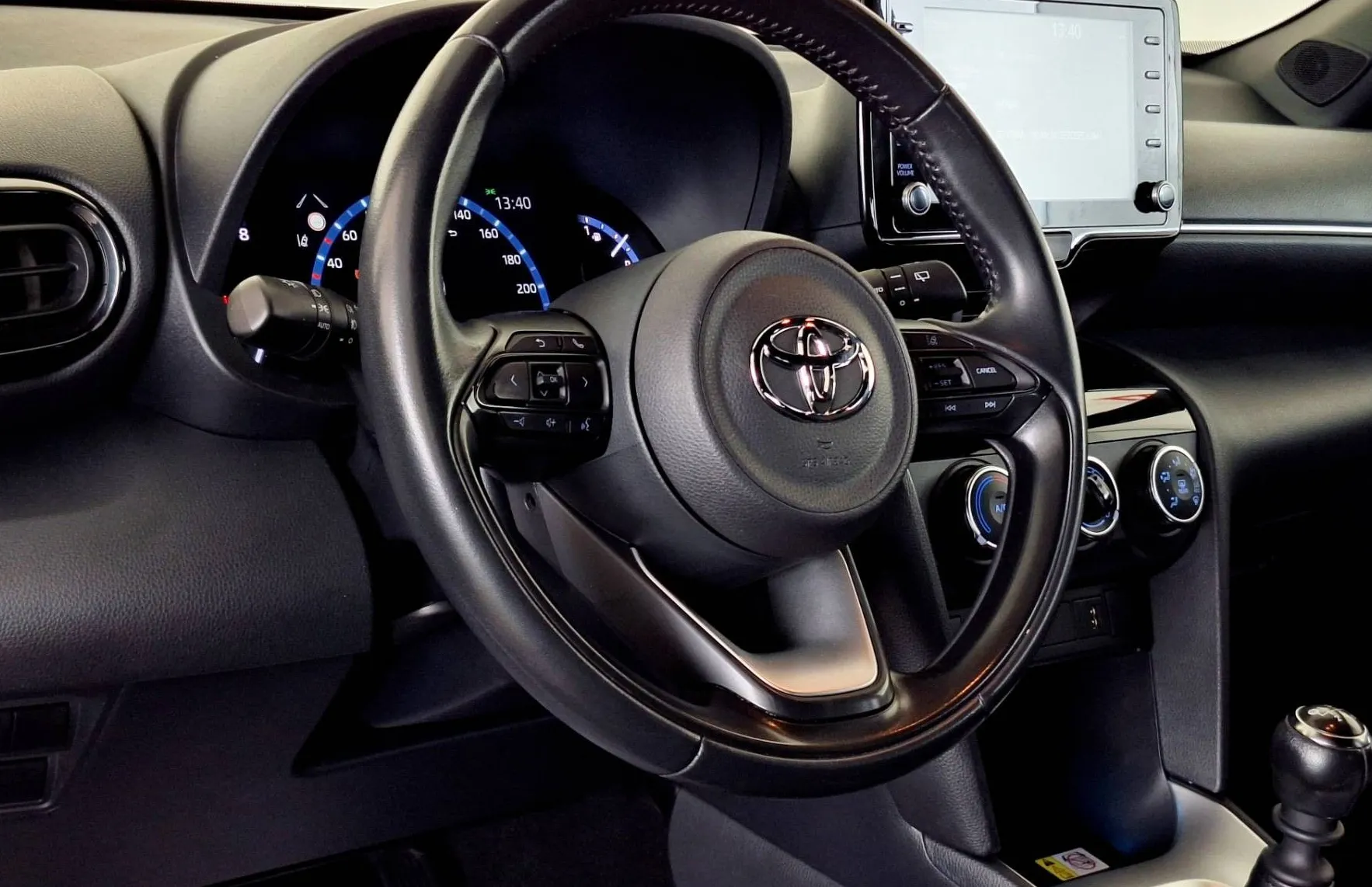 Zunanja slika - Toyota Yaris Cross - 1.5 VVT-iE Sport •Slovensko vozilo•1.lastnik• - 18