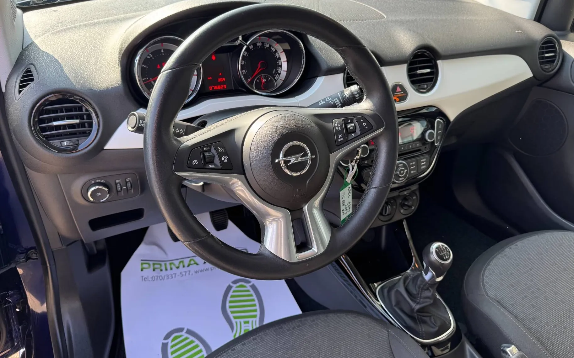 Zunanja slika - Opel Adam - VIOLA°SLO°2.LAST°DVOBARVEN°TEMPOMAT°BLUETOOTH°AL.. - 15