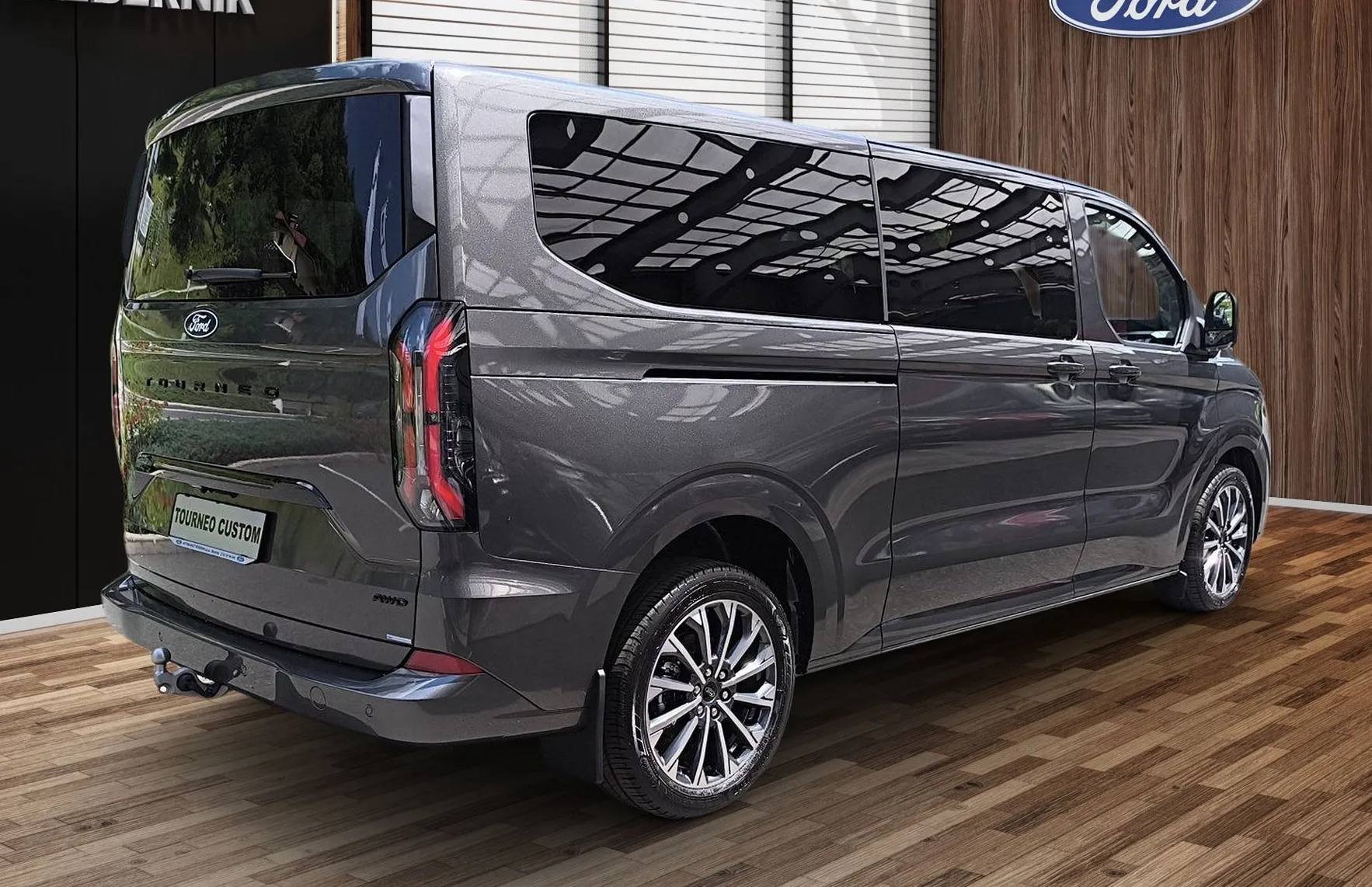 Zunanja slika - Ford Tourneo - Custom 4x4  2.0 TDCi L2Titanium X A8-VK-AKCIJA - ZALOGA - 4
