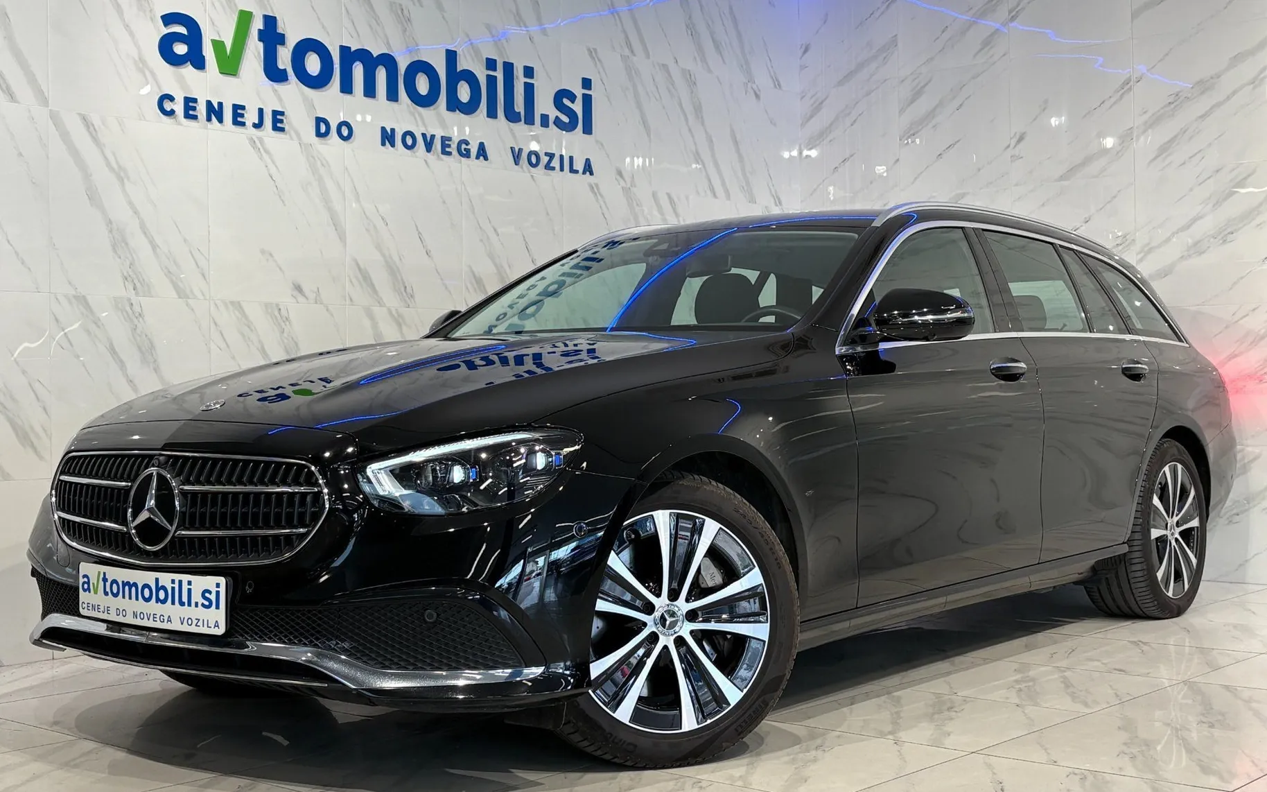 Zunanja slika - Mercedes-Benz E-Razred - 300de |Virtual|360Kamera|HUD|Tempomat|Gretje|PDC| - 1