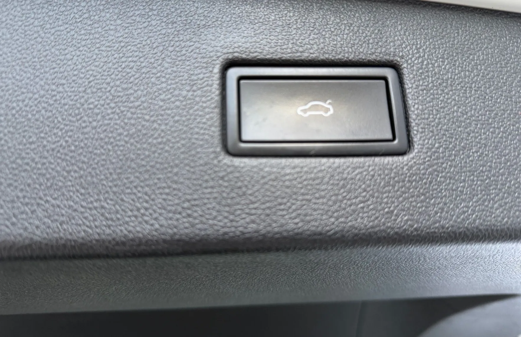 Zunanja slika - VW Tiguan Allspace - 2.0 TDI DSG 4M 110kW Life-ACC-Vlečna kljuka-LED - 13
