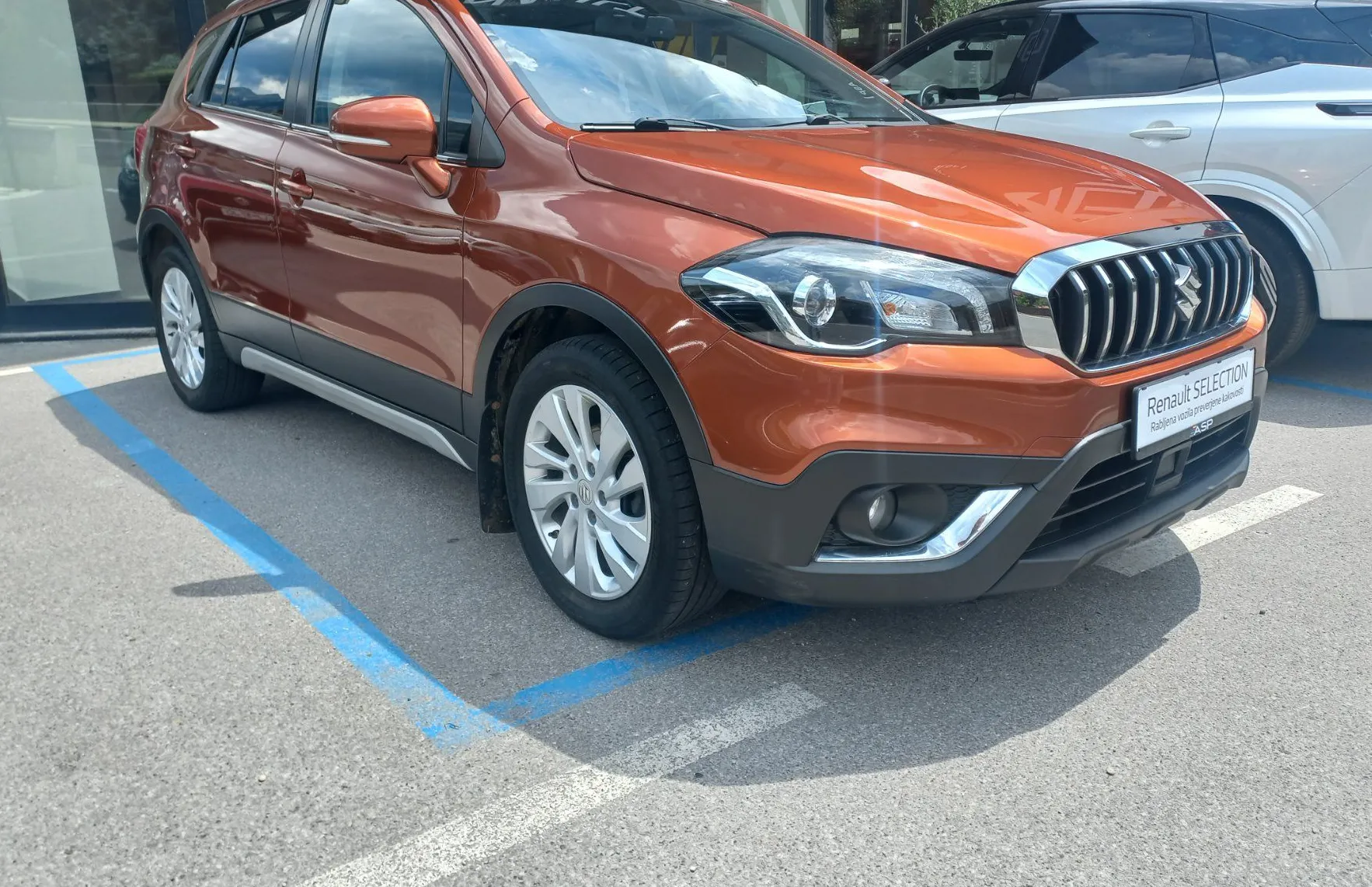 Zunanja slika - Suzuki SX4 S-Cross - 1.4 Boosterjet AllGrip Hybrid Premium - 2