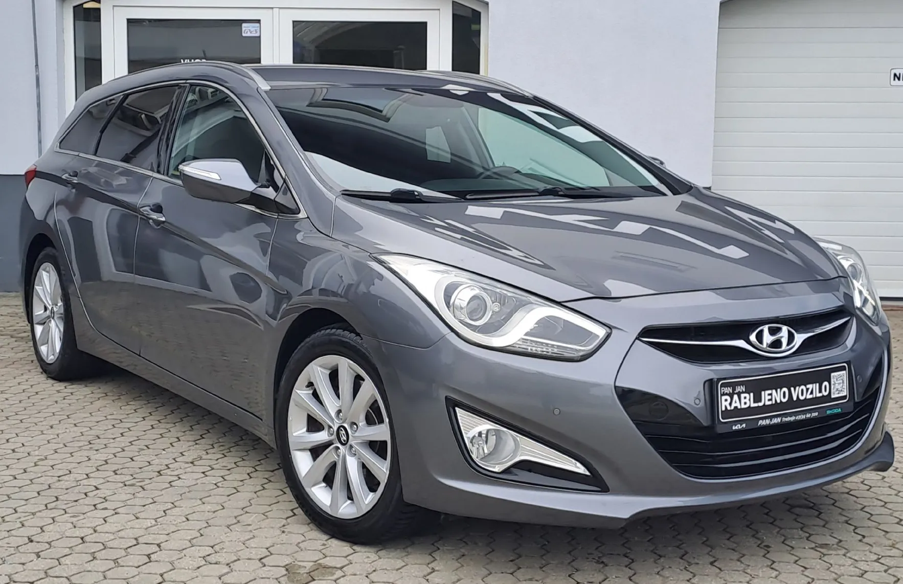 Zunanja slika - Hyundai i40 - Wagon 1.7 CRDi Comfort - 2