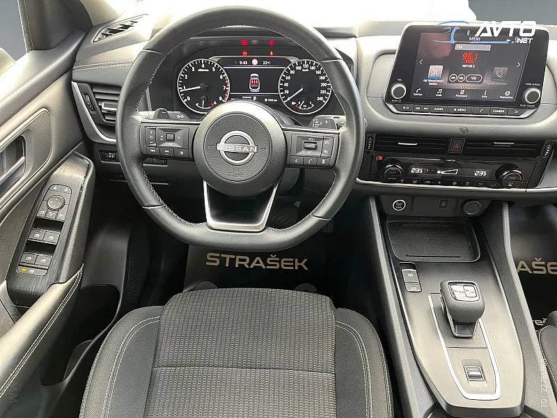 Notranja slika - Nissan Qashqai - 1.3 DIG-T MHEV Acenta X-Tronic- 1 Leto JAMSTVA - 9