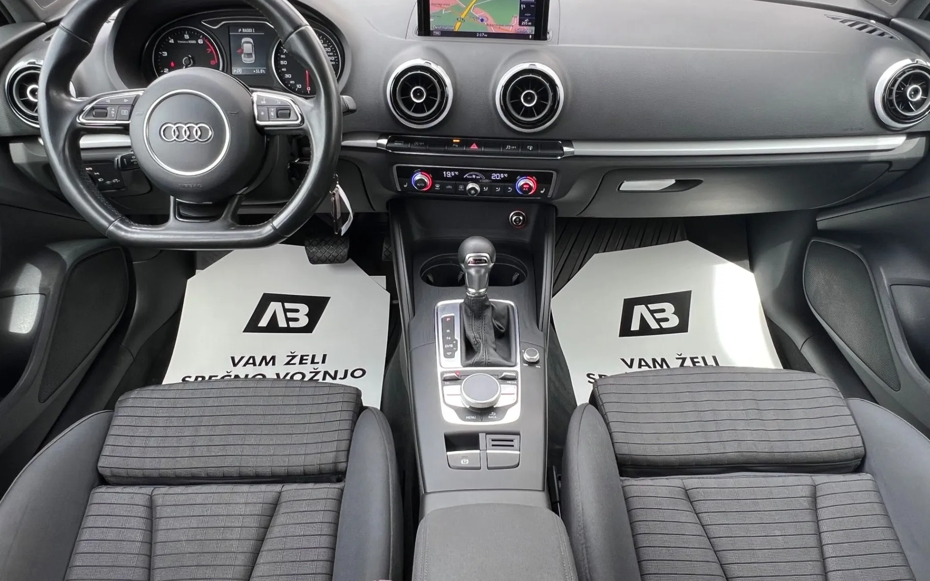 Notranja slika - Audi A3 - ACC+MATRIX+EL.STREŠNO OKNO+S tronic... - 12