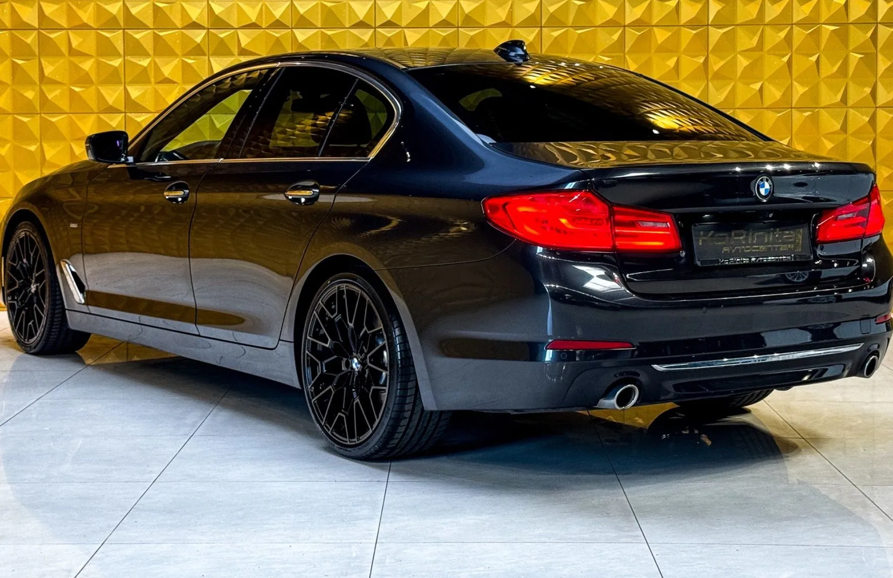 Zunanja slika - BMW Serija 5 - : 520d xDrive AUT.-LUXURY-LED-MEMORY-HEADUP - 9
