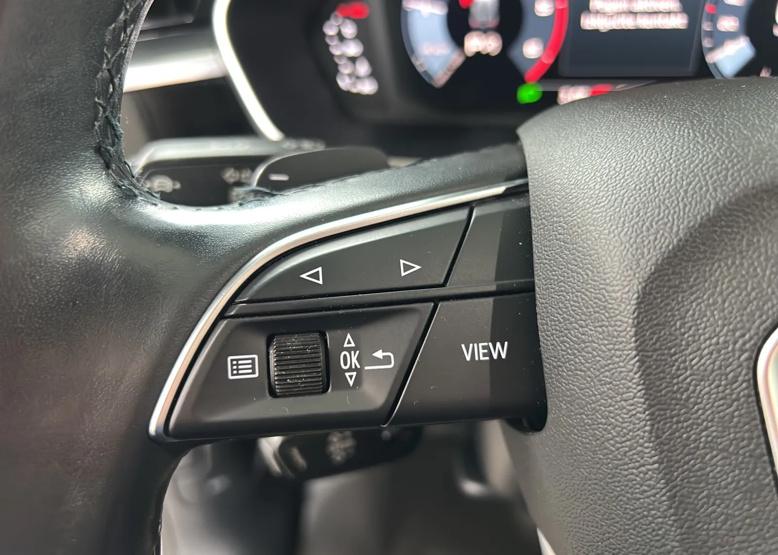 Zunanja slika - Audi Q3 - 35 TDI S tronic Quattro - 4