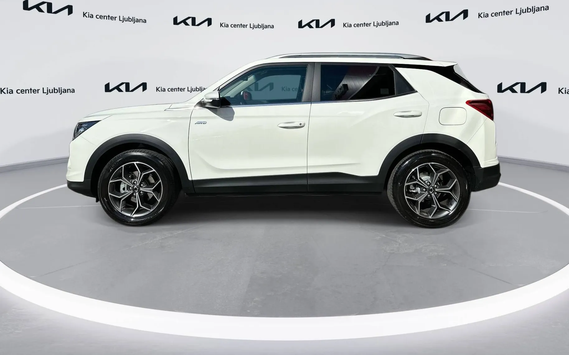 Notranja slika - SsangYong Korando - 1.5 T-GDi Exclusive 4WD AT... - 8