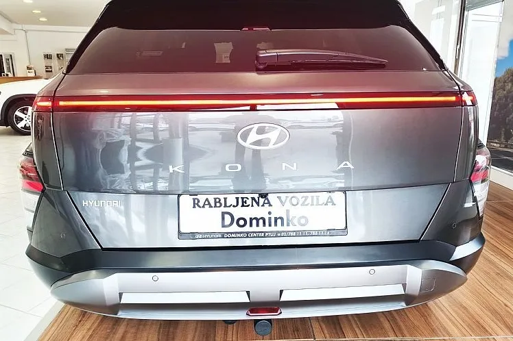Zunanja slika - Hyundai Kona - T-GDI 100 PREMIUM-VLE. KLJ-REZ.KOLO-AMBIENT-VIDEO - 4