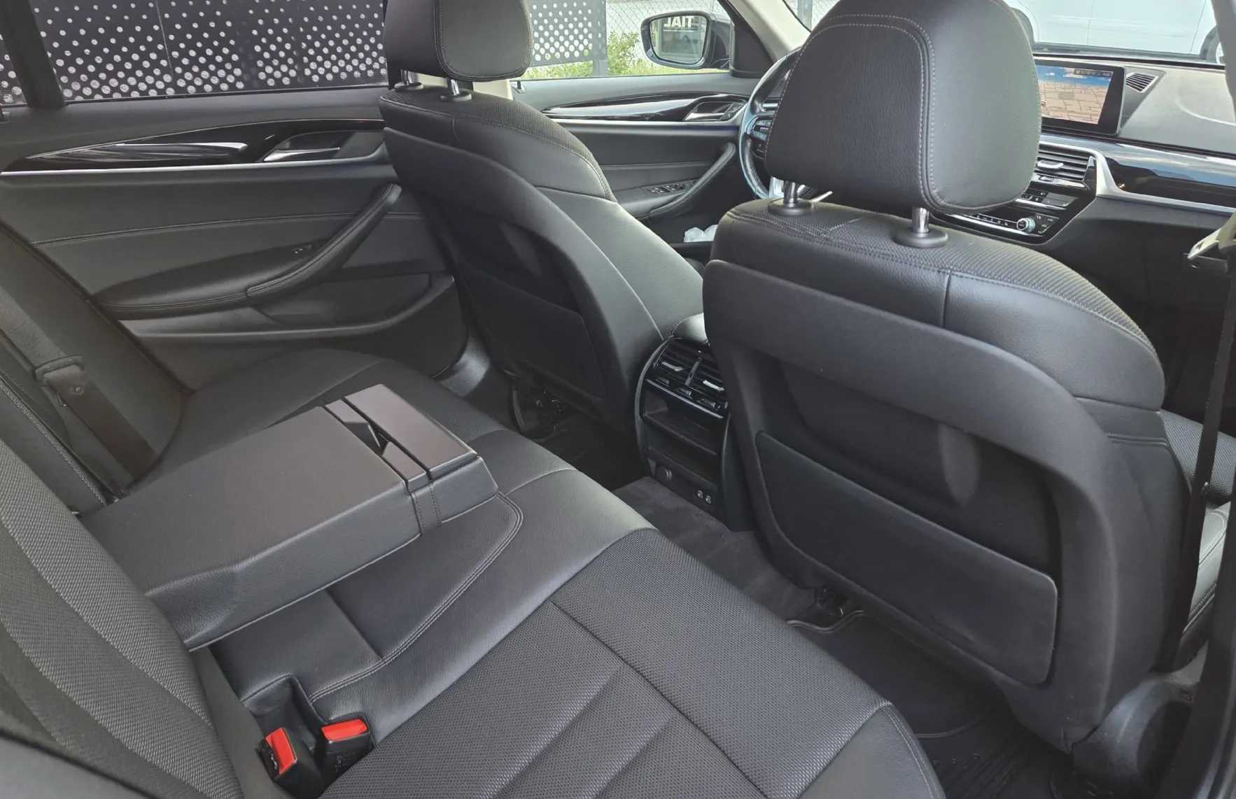 Zunanja slika - BMW Serija 5 - Touring: 520d Touring Avt. - 13