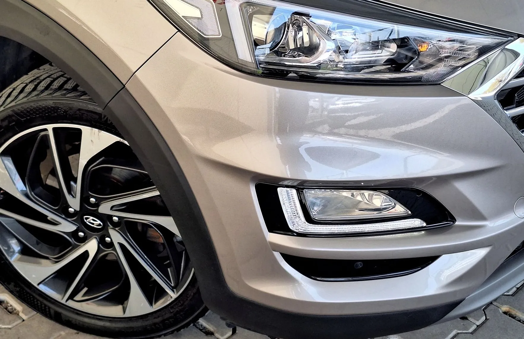 Zunanja slika - Hyundai Tucson - 1.6 CRDI 4WD Style Winter Pack - 8