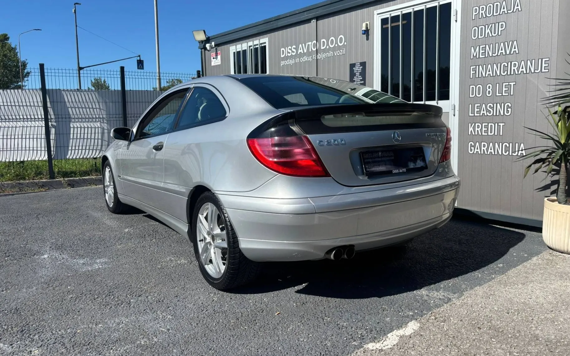 Zunanja slika - Mercedes-Benz C-Razred - C 200 OBROK 84X-42EUR NA KREDIT BREZ POLOGA - 1