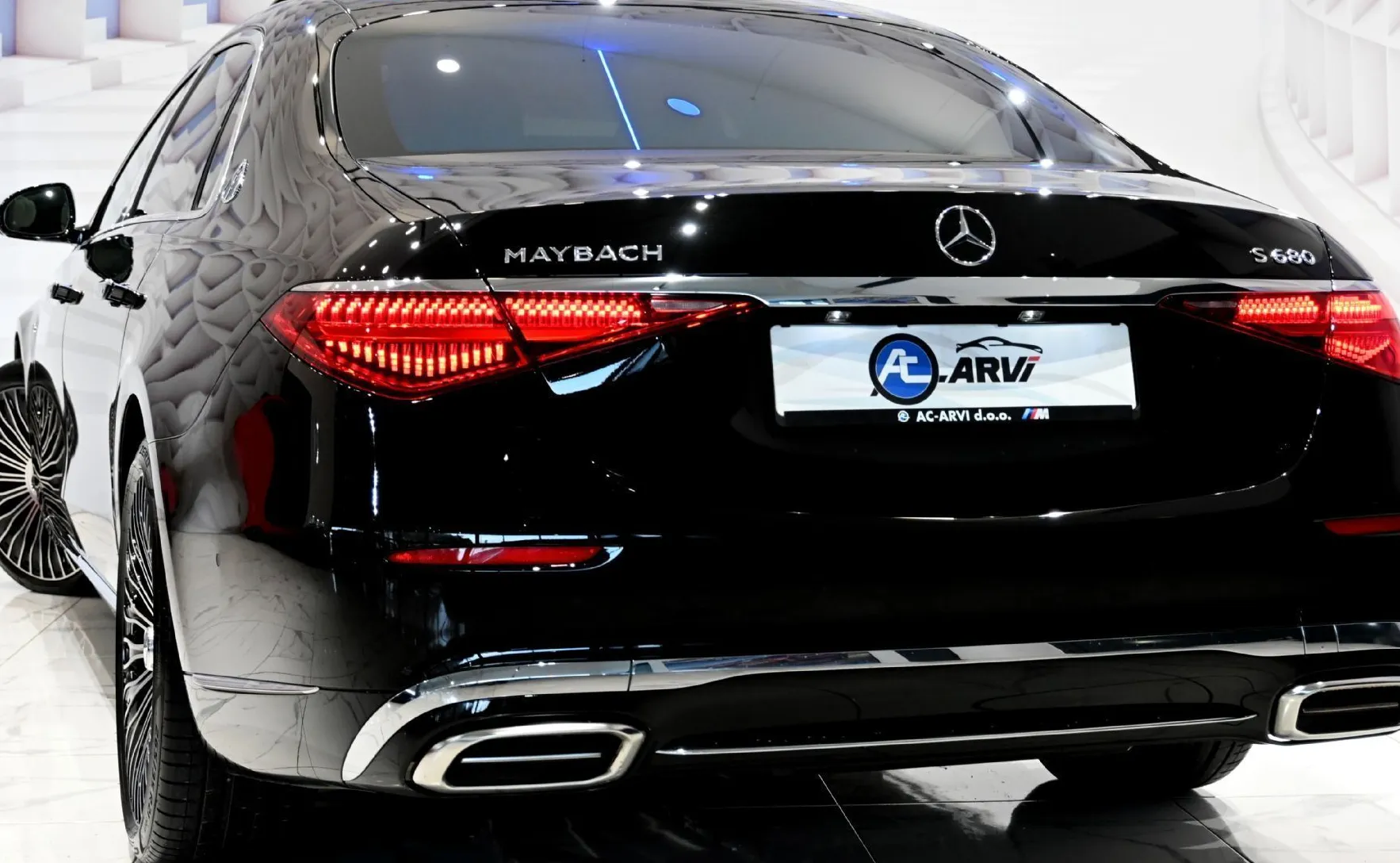 Zunanja slika - Mercedes-Benz S-Razred - MAYBACH-S680.V12-4M-HLAJ-SOFT-PANO-2X-TV. - 6