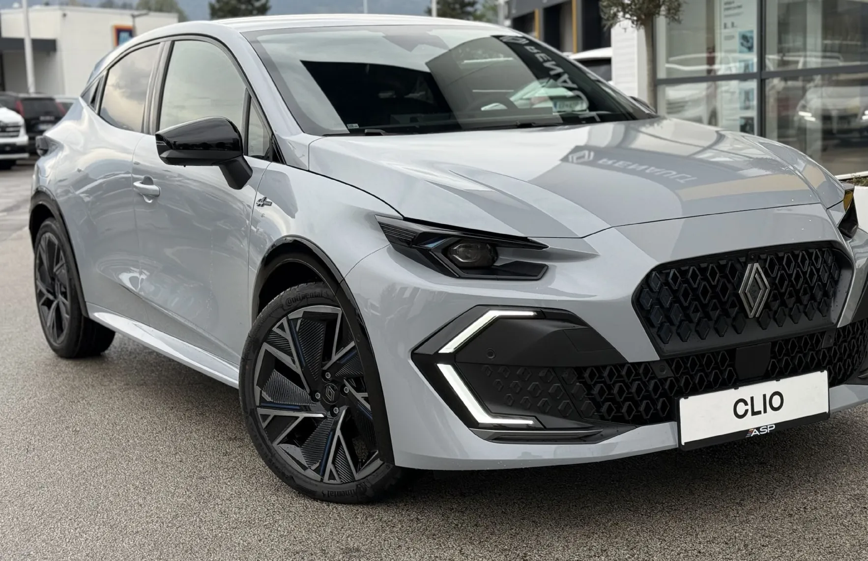 Zunanja slika - Renault Clio - E-Tech 160 ESPRIT ALPINE - 1