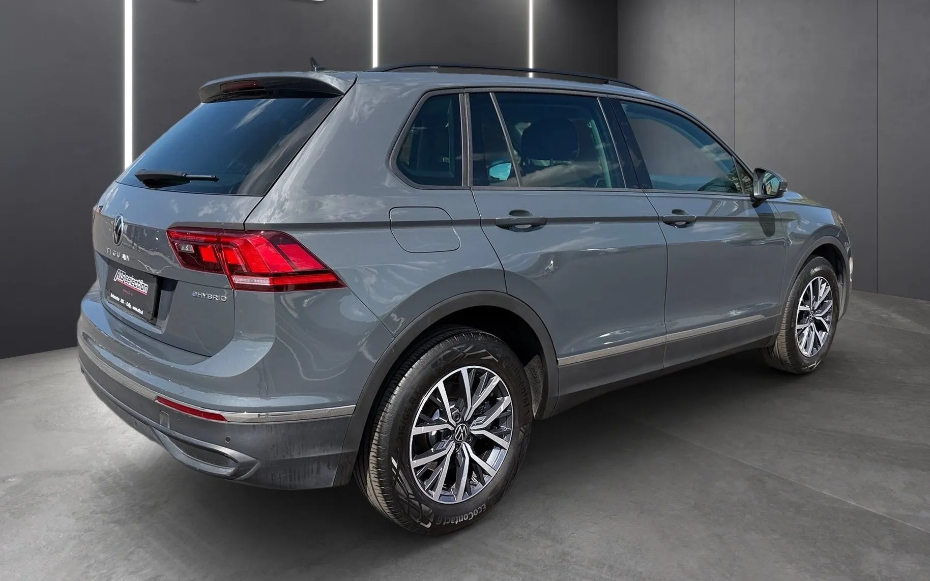 Zunanja slika - Volkswagen Tiguan - 1.4 TSI eHybrid Life DSG-LED-ACC-Mrtvi kot-Virtual - 3