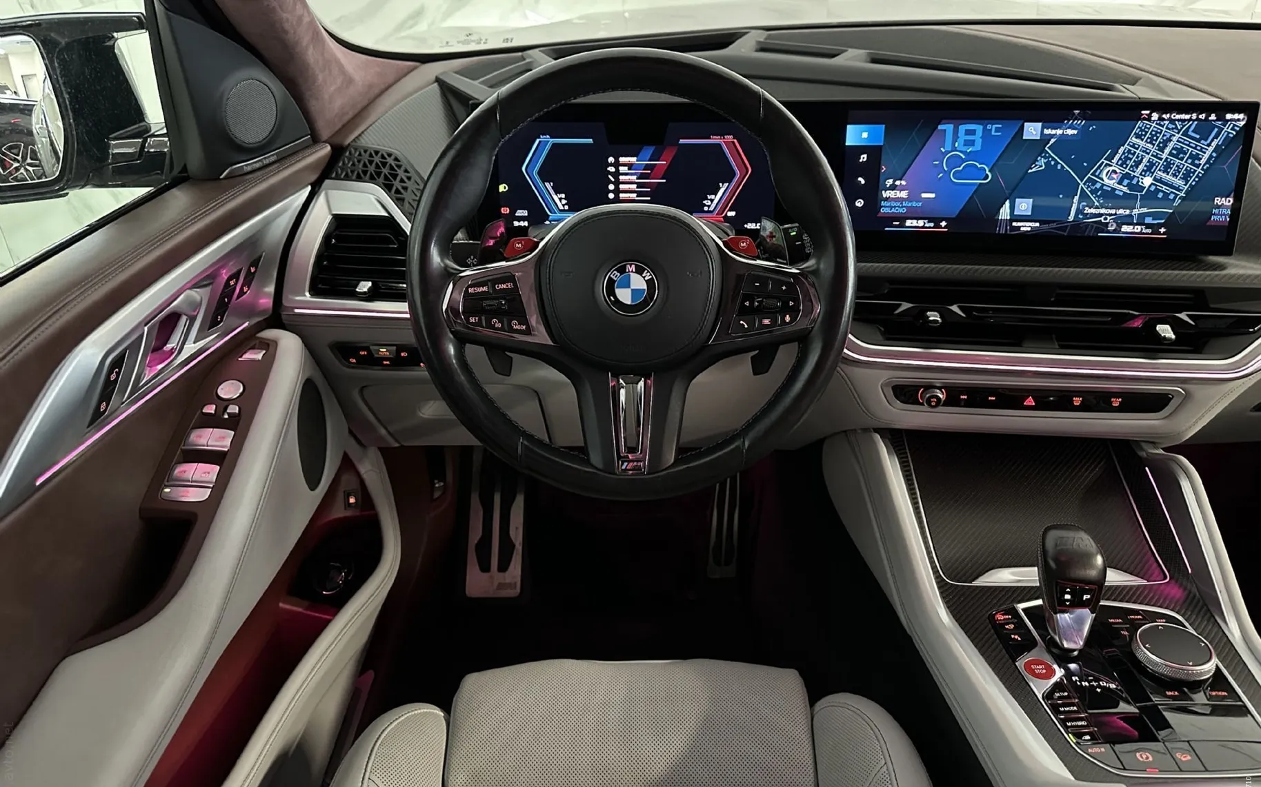 Notranja slika - BMW XM - 4.4|IconicG|SoftC|Masaža|Hlaj|HUD|Harman|ACC|360K - 10