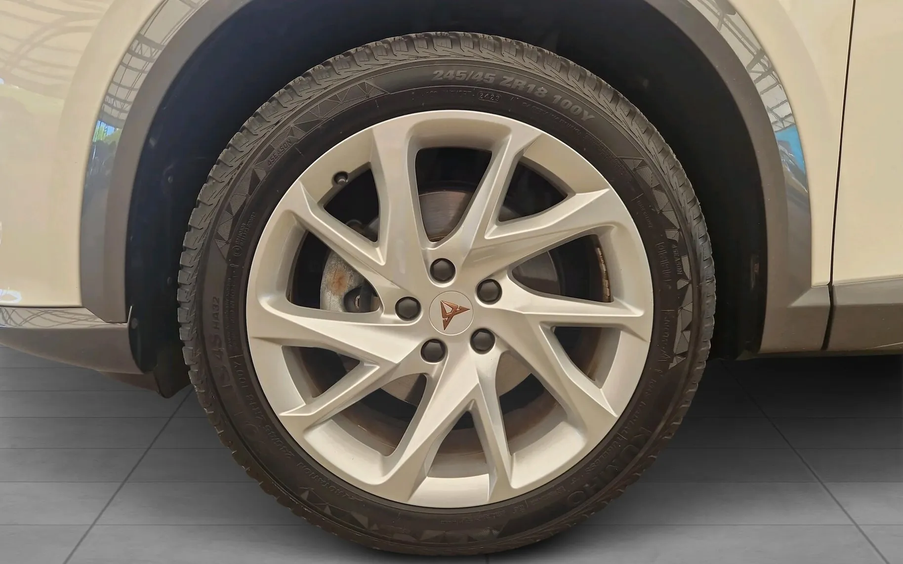 Zunanja slika - Cupra Formentor - 1.5 TSI-RADAR-LED-DAB-LINE-NAVI-KEYLESS-PDC... - 12