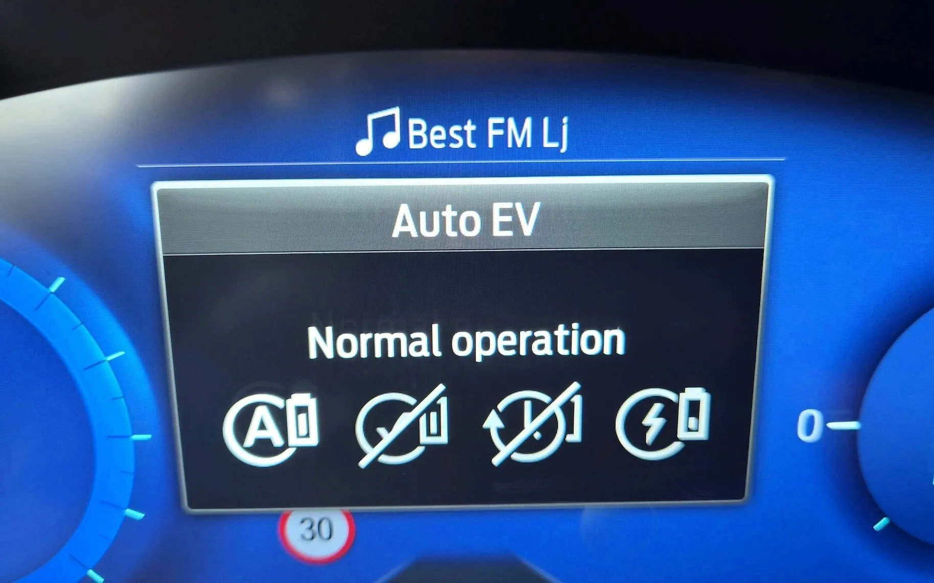 Zunanja slika - Ford Kuga - 2.5 Duratec PHEV Vignale AVT.-SLO-USNJE-HEAD-UP - 30