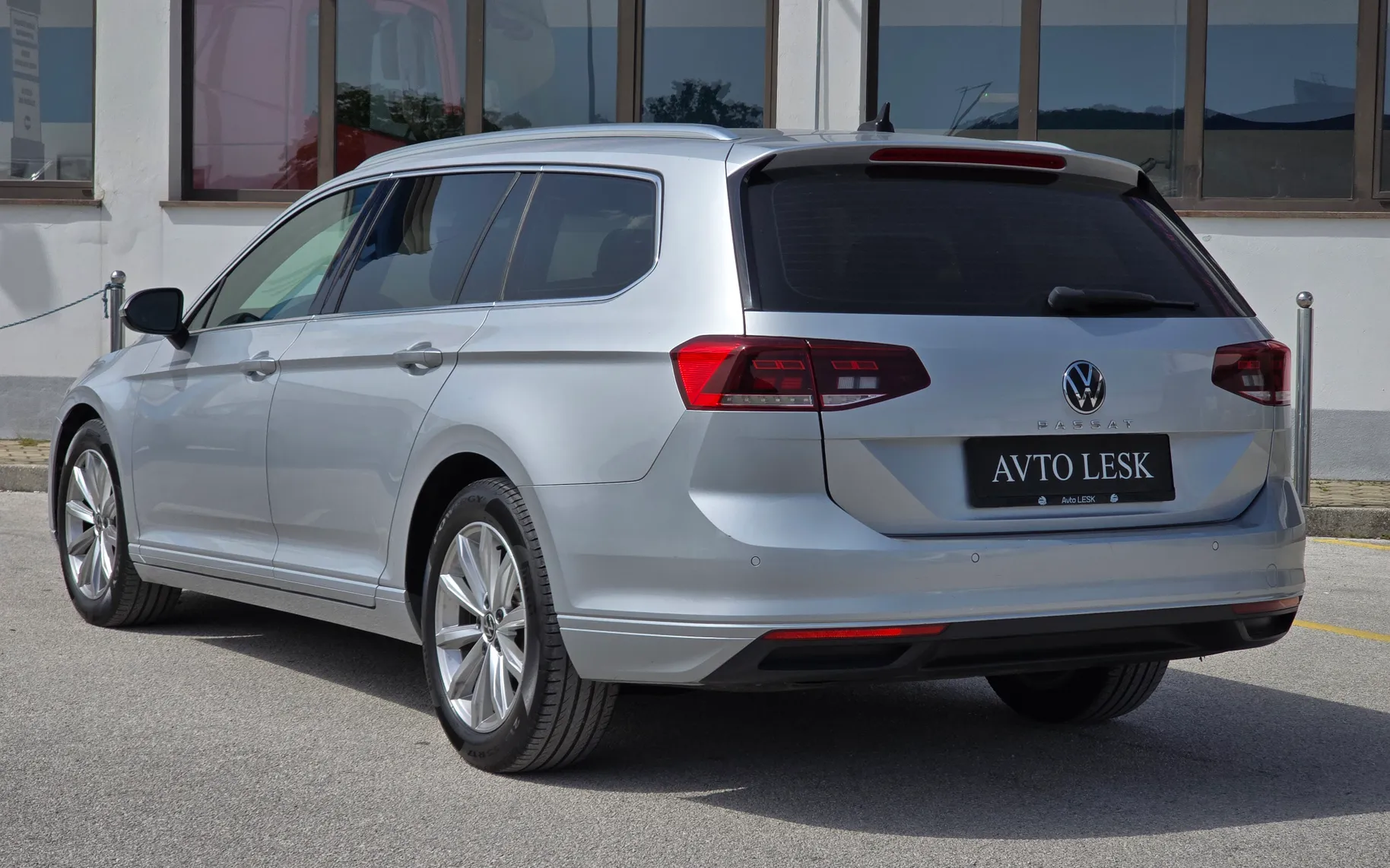 Zunanja slika - Volkswagen Passat - Variant 2,0 TDI BMT SCR Business DSG - 4