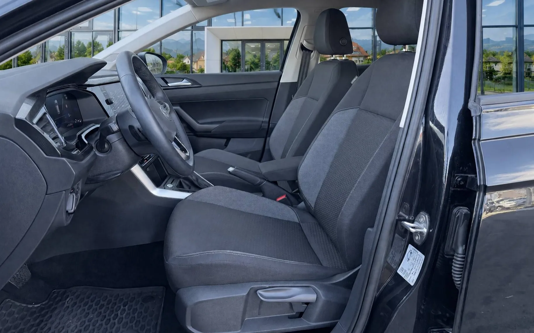 Zunanja slika - Volkswagen Taigo - 1.0 TSI 4All DSG-SLO-ACC-PDC-Vzvratna kamera.... - 6