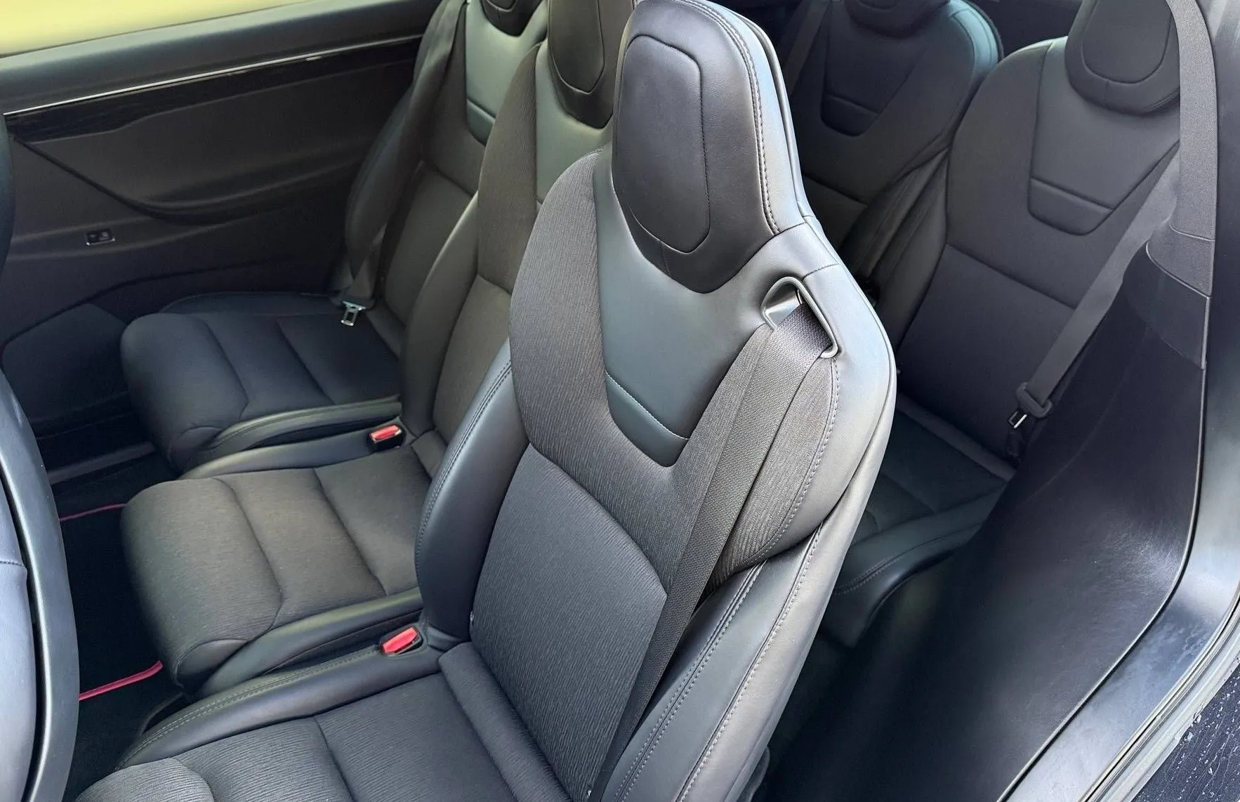 Zunanja slika - Tesla Model X - 75D NADGRAJEN AVTOPILOT 7 - SEDEŽEV ZRAČNO PREMIUM - 17