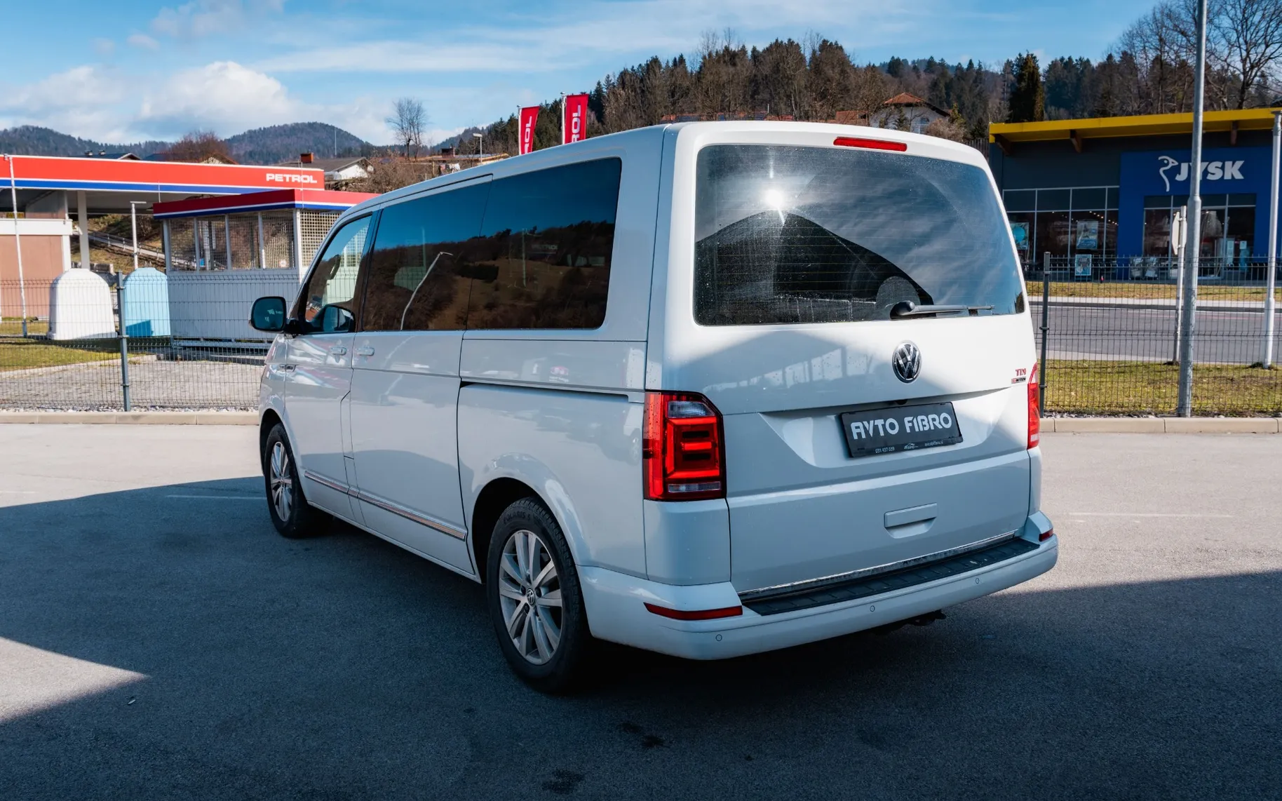 Zunanja slika - Volkswagen Multivan - 4motion 2,0 TDI KMR Highline DSG | BULLI - 6