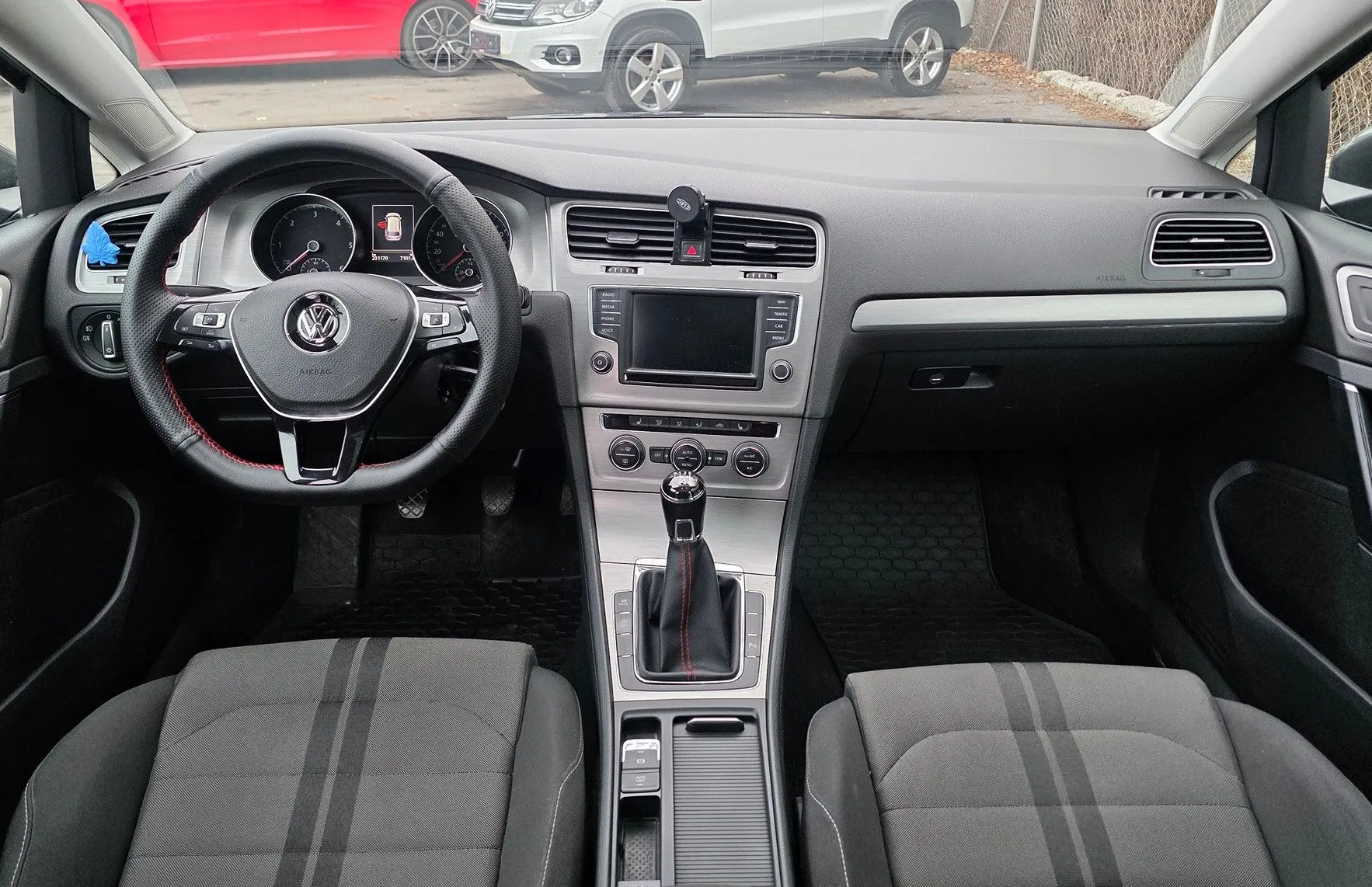 Zunanja slika - Volkswagen Golf - Variant 2.0TDI BMT R-LINE BI-XENON-PANORAMA-NAVI-GRETJE SŽ - 9
