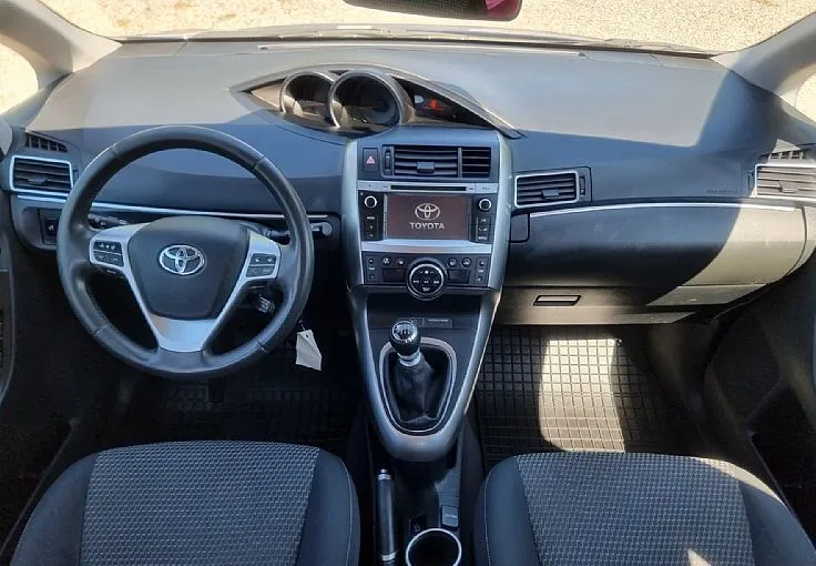 Zunanja slika - Toyota Verso - 1.6 D-4D - HITRI KREDIT BREZ POLOGA - 8