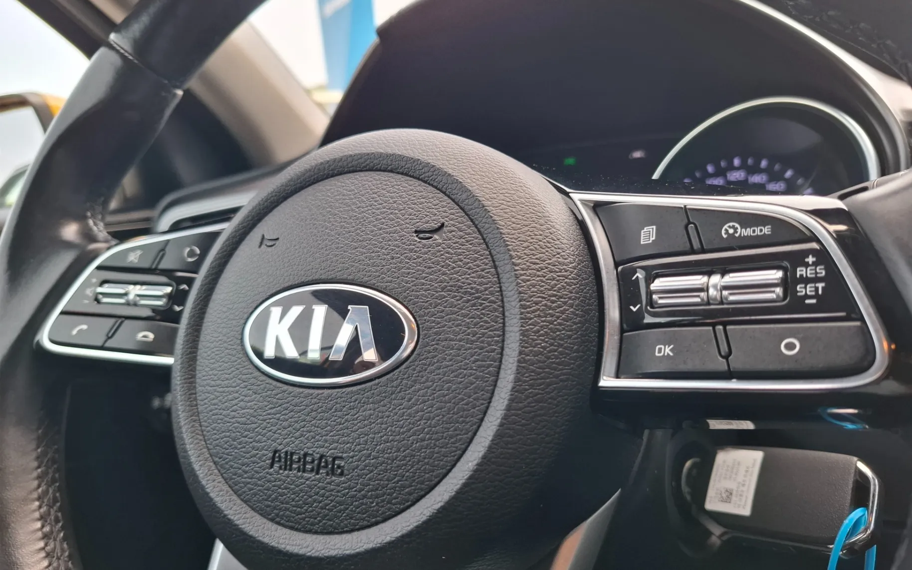 Zunanja slika - KIA XCeed - 1.0 T-GDi - SLOVENSKI - POTRJENA SERVISNA KNJIGA - 12